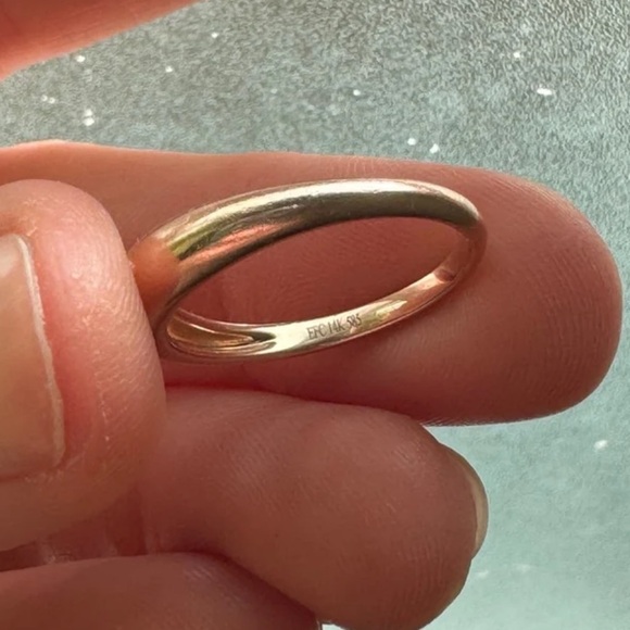 COPY - EF Collection 14K Rose Gold Dome Band Marquis
Diamond Ring - Picture 6 of 7